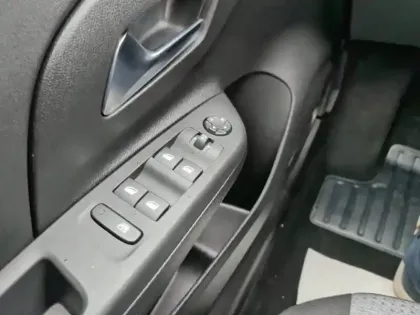 Photo 60 Opel Corsa  1.2 Turbo 100 ch BVM6