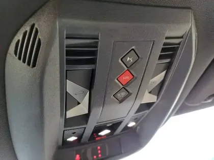 Photo 23 DS Ds 7 DS7 Crossback Hybride E-Tense 300 EAT8 4x4