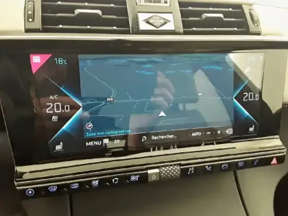 Photo 122 DS DS 7 DS7 Crossback Hybride E-Tense 300 EAT8 4x4