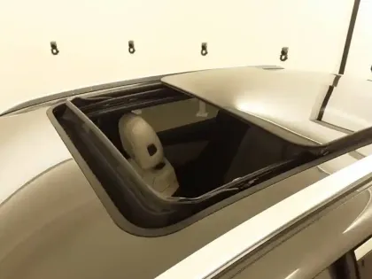 Photo 80 DS DS 7 Gén. I Ph1 NG Rivoli 5