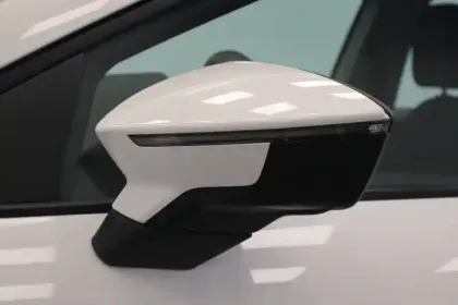 Photo 33 Seat Ibiza  1.0 MPI 80 ch S/S BVM5