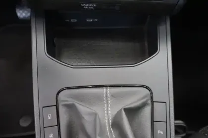 Photo 57 Seat Ibiza  1.0 MPI 80 ch S/S BVM5