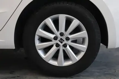 Photo 6 Seat Ibiza  1.0 MPI 80 ch S/S BVM5