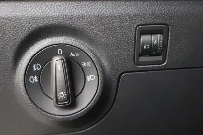 Photo 67 Seat Ibiza  1.0 MPI 80 ch S/S BVM5