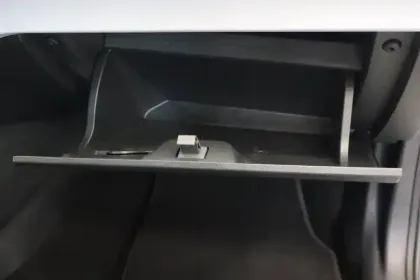 Photo 24 Seat Ibiza  1.0 MPI 80 ch S/S BVM5