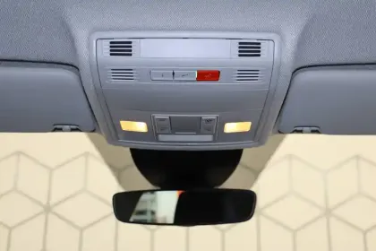 Photo 35 Seat Ibiza  1.0 MPI 80 ch S/S BVM5