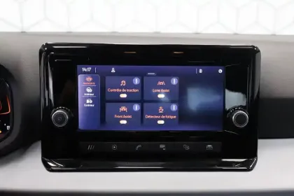 Photo 51 Seat Ibiza  1.0 MPI 80 ch S/S BVM5