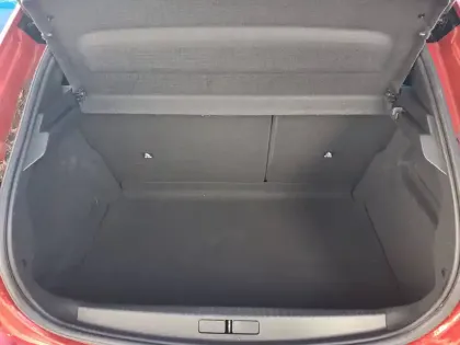 Photo 17 Peugeot 208  PureTech 100 S&S EAT8