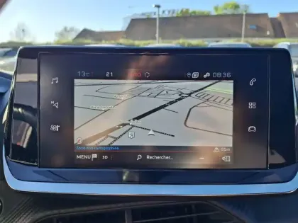 Photo 24 Peugeot 208  PureTech 100 S&S EAT8