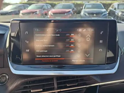 Photo 29 Peugeot 208  PureTech 100 S&S EAT8