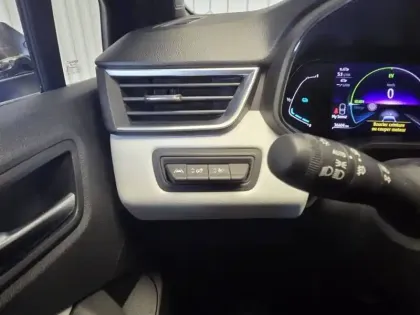 Photo 34 Renault Clio  E-Tech full hybrid 145