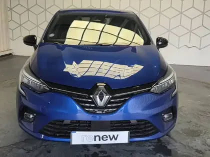 Photo 11 Renault Clio  E-Tech full hybrid 145