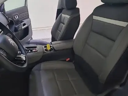 Photo 31 Citroën C5 aircross Gén. I Ph1 NG Business 5