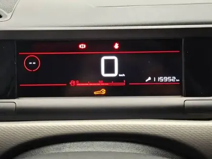 Photo 17 Citroën C4  Cactus BlueHDi 100 S&S BVM6