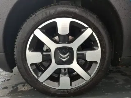 Photo 12 Citroën C4  Cactus BlueHDi 100 S&S BVM6