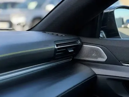 Photo 150 Peugeot 508  SW Hybrid4 360 e-EAT8 Peugeot Sport Engineered