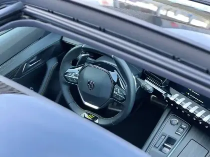 Photo 109 Peugeot 508  SW Hybrid4 360 e-EAT8 Peugeot Sport Engineered