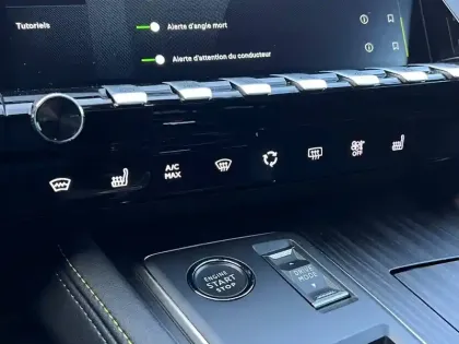 Photo 25 Peugeot 508  SW Hybrid4 360 e-EAT8 Peugeot Sport Engineered