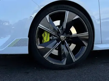 Photo 138 Peugeot 508  SW Hybrid4 360 e-EAT8 Peugeot Sport Engineered