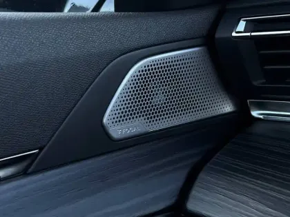 Photo 104 Peugeot 508  SW Hybrid4 360 e-EAT8 Peugeot Sport Engineered