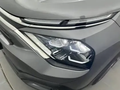 Photo 15 Citroën C4 Gén. III Ph1 Feel 5