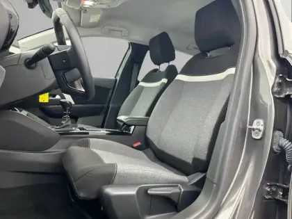 Photo 10 Citroën C4 Gén. III Ph1 Feel 5