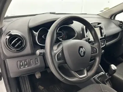 Photo 53 Renault Clio  dCi 75 E6C