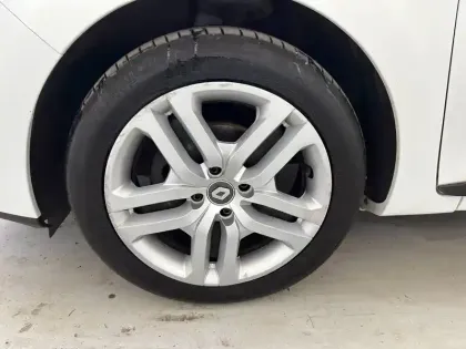 Photo 113 Renault Clio  dCi 75 E6C