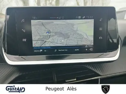 Photo 16 Peugeot 208  PURETECH 100 S&S BVM6