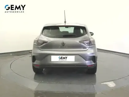 Photo 23 Renault Clio  E-Tech full hybrid 145 ch GSR2
