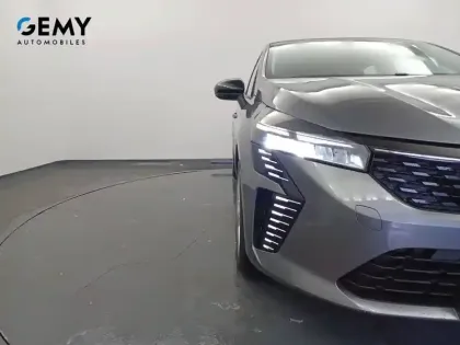 Photo 33 Renault Clio  E-Tech full hybrid 145 ch GSR2