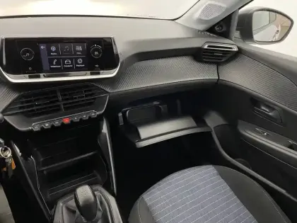 Photo 28 Peugeot 208  PureTech 75 S&S BVM5