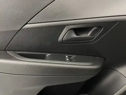 Photo 30 Peugeot 208  PureTech 75 S&S BVM5