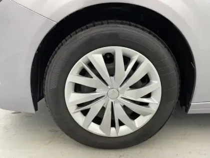 Photo 16 Peugeot 208  PureTech 75 S&S BVM5