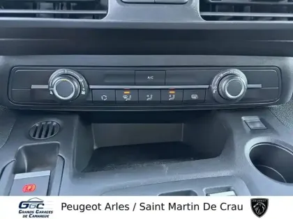 Photo 19 Peugeot Partner E- FOURGON M 800 KG 136 CH BATTERIE 50 KWH