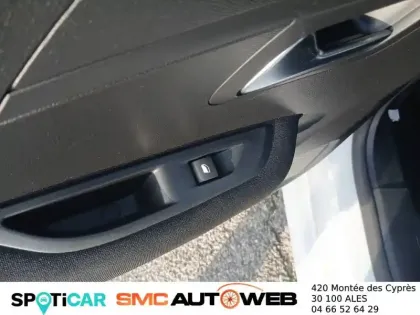 Photo 97 Peugeot 208  PureTech 100 S&S BVM6