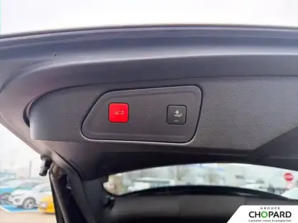 Photo 59 Peugeot 3008  Hybrid 225 e-EAT8