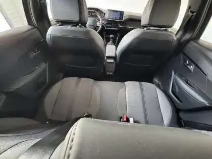 Photo 46 Peugeot 208  PureTech 100 S&S BVM6