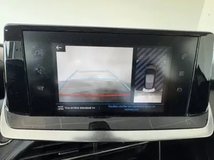 Photo 11 Peugeot 208  PureTech 100 S&S BVM6