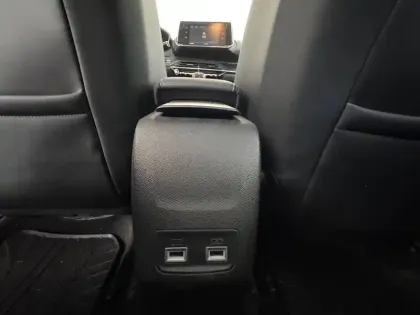 Photo 20 Peugeot 208  PureTech 100 S&S BVM6