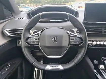 Photo 8 Peugeot 3008  PureTech 130ch S&S EAT8