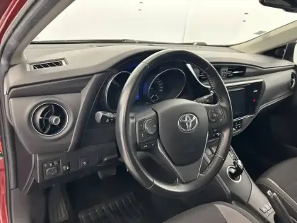 Photo 64 Toyota Auris  Hybride 136h