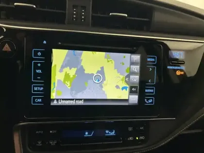 Photo 50 Toyota Auris  Hybride 136h