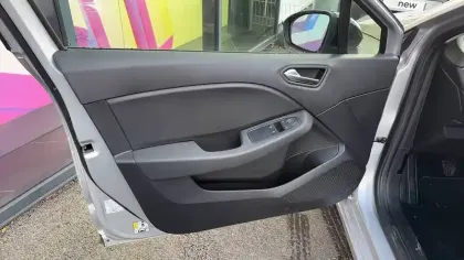 Photo 9 Renault Clio  TCe 90