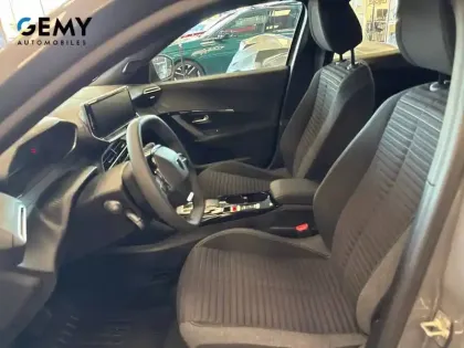 Photo 8 Peugeot 2008  Electrique 50 kWh 136 ch