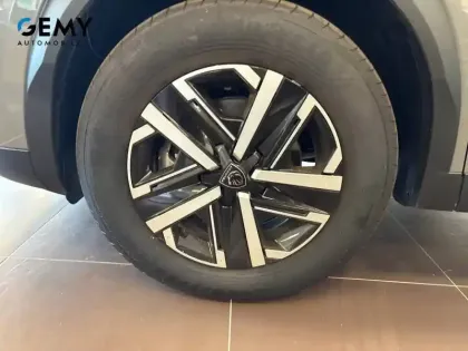 Photo 10 Peugeot 2008  Electrique 50 kWh 136 ch