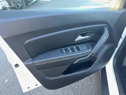 Photo 25 Dacia Duster  ECO-G 100 4x2