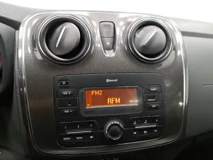 Photo 73 Dacia Sandero  SCe 75