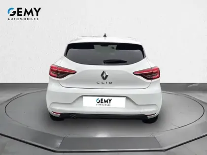 Photo 29 Renault Clio Gén. V (BJA) Ph2 Evolution 5