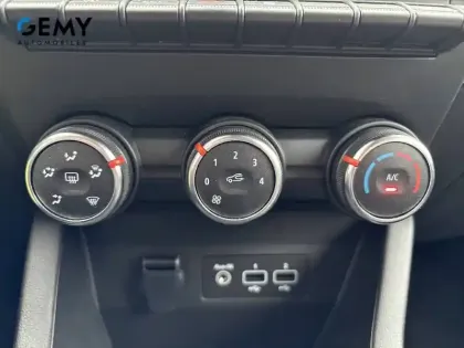 Photo 38 Renault Clio Gén. V (BJA) Ph2 Evolution 5